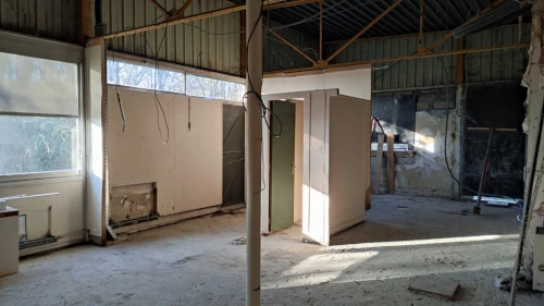 Espace actuel dans l'usine des vestiaires et de la salle de repos